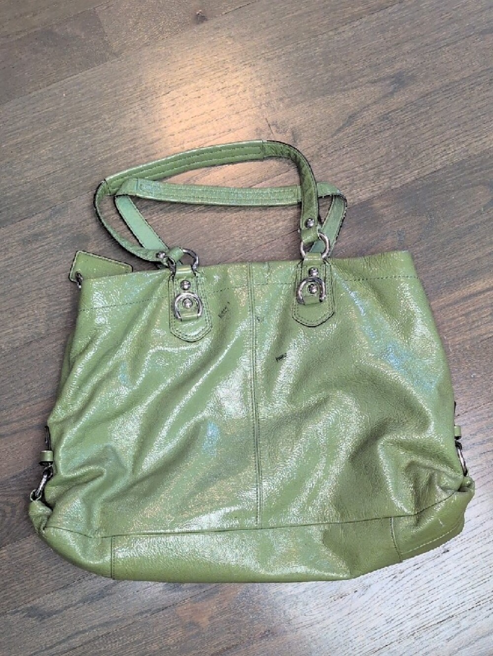 Coach Light Green Leather Shoulder Bag - Picture 3 of 12